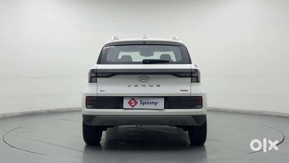 Hyundai Venue 1.0 Sx (o) Turbo Dct, 2023, Petrol