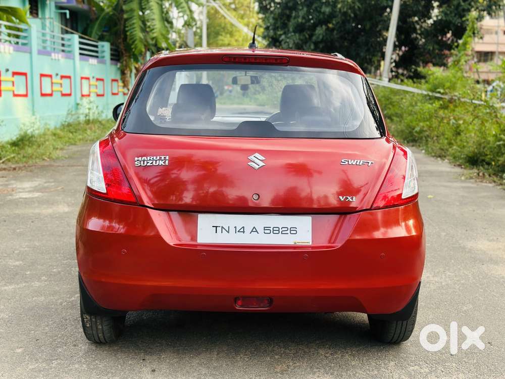 Maruti Suzuki Swift Vxi Abs Bsiv, 2014, Petrol