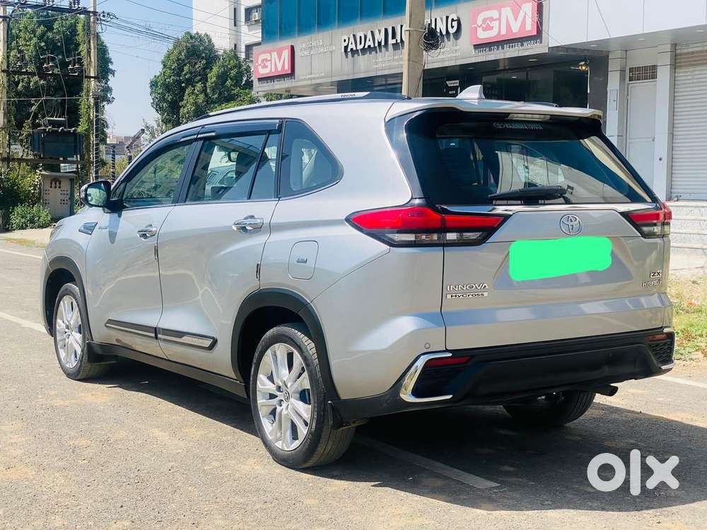 Toyota Innova Hycross 2.0 Vx (o) Hybrid 7 Str, 2023, Cng & Hybrids