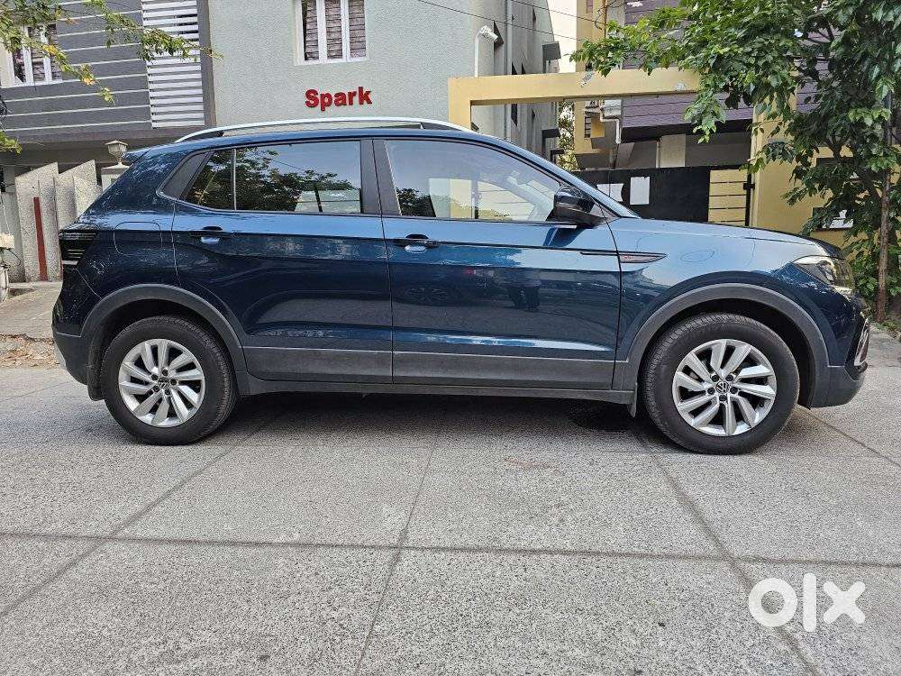 Volkswagen Taigun 1.0 Tsi Highline At, 2024, Petrol