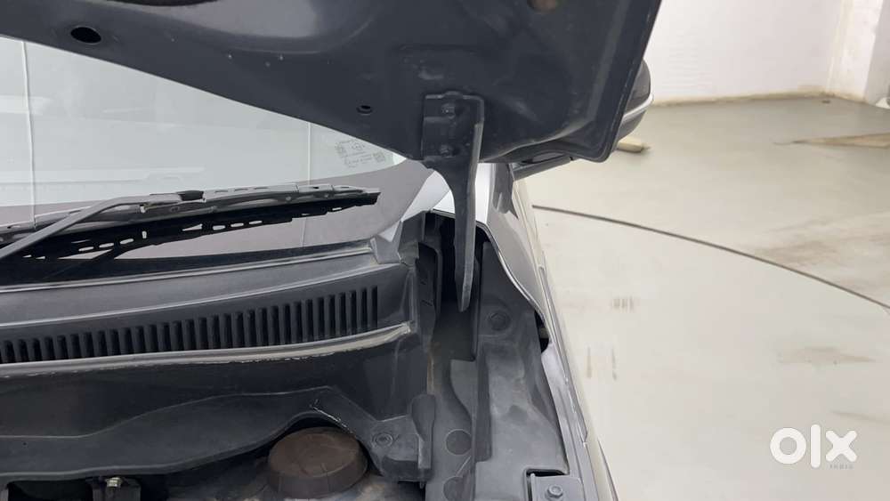 Maruti Suzuki Xl6 1.5 Alpha Mt, 2023, Petrol
