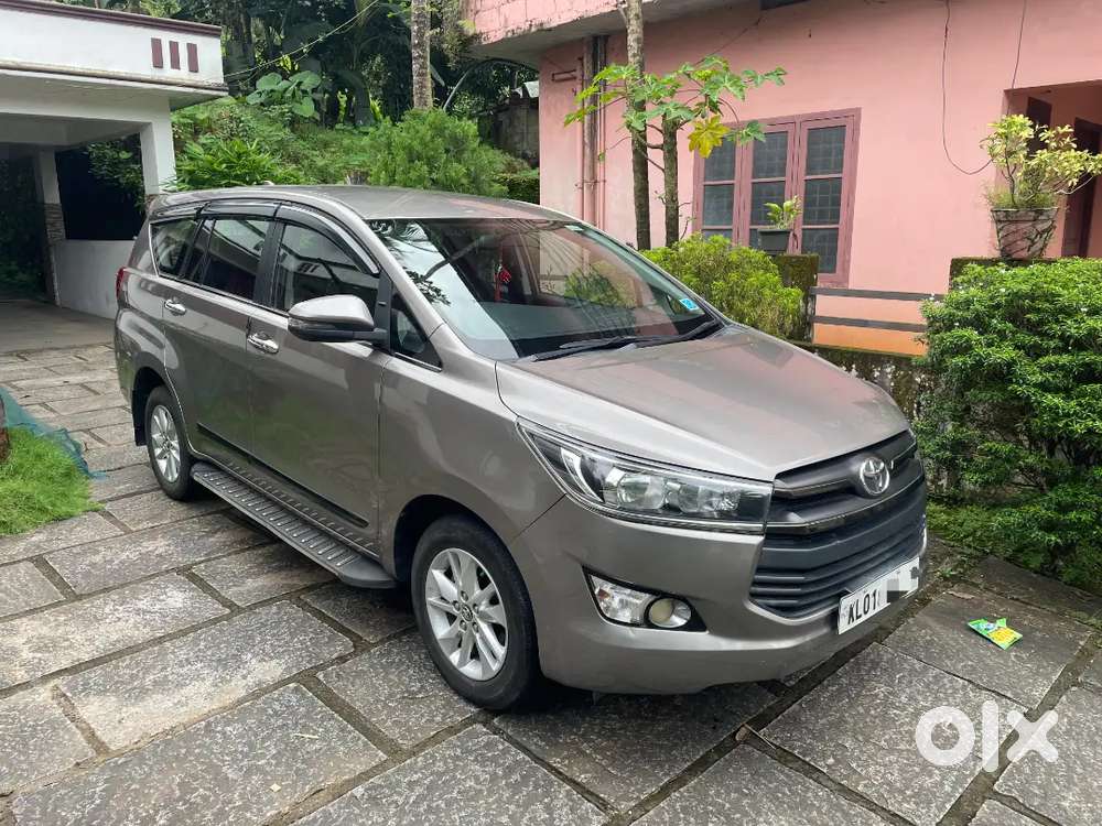Toyota Innova Crysta 2018