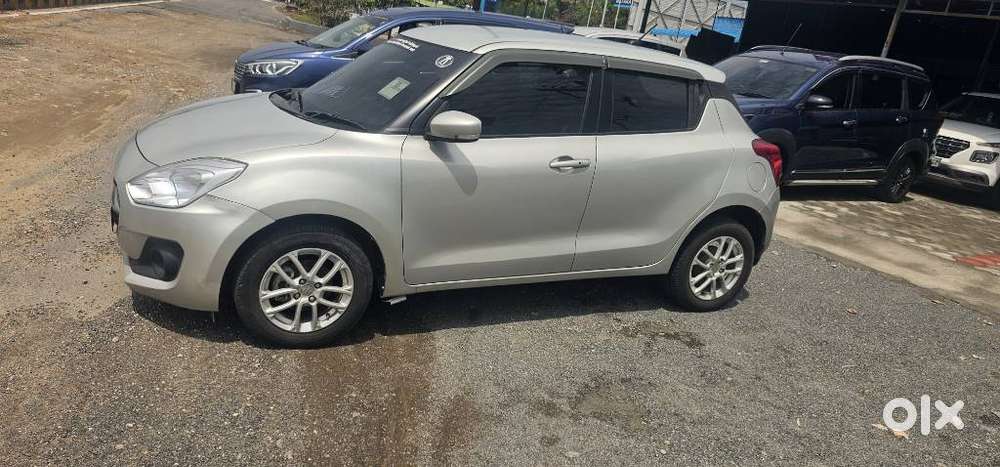 Maruti Suzuki Swift 1.3 Zxi, 2023, Petrol