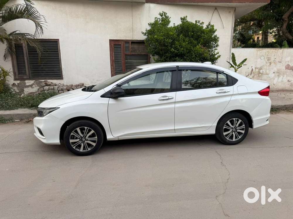 Honda City V Mt Exclusive, 2022, Petrol
