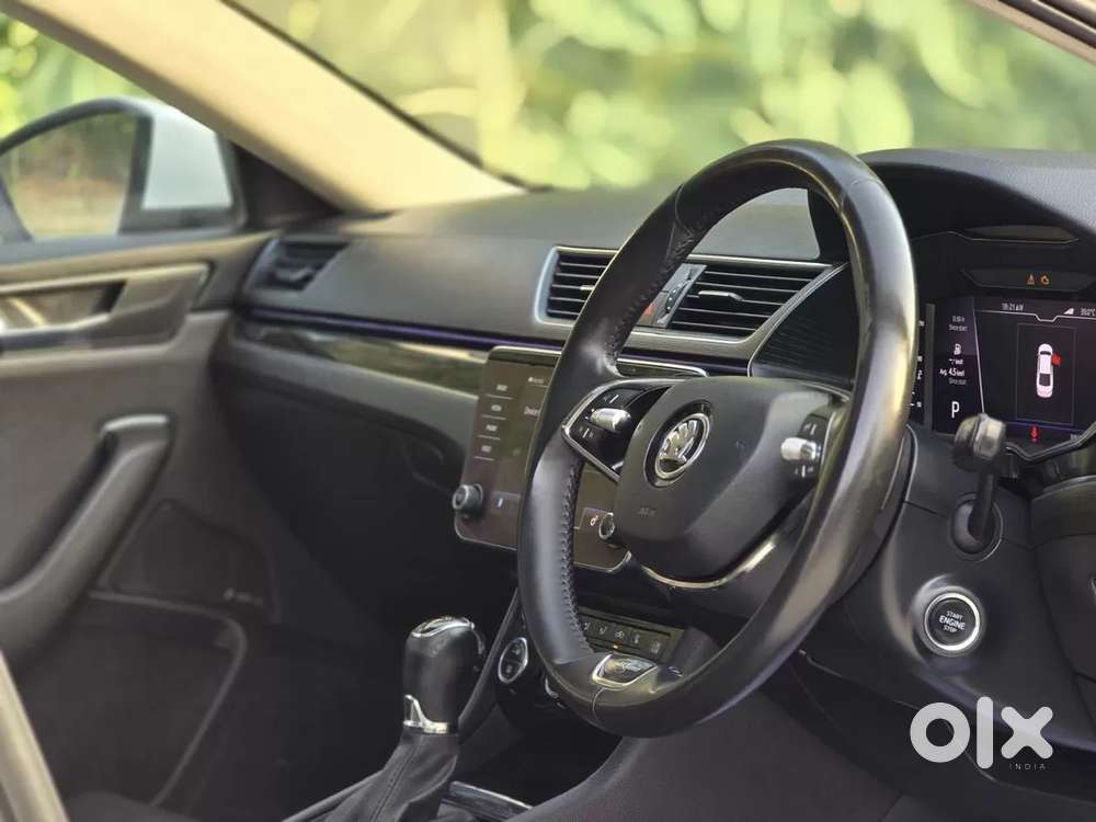 Skoda Superb 2.0 L&k Tsi At, 2021, Petrol