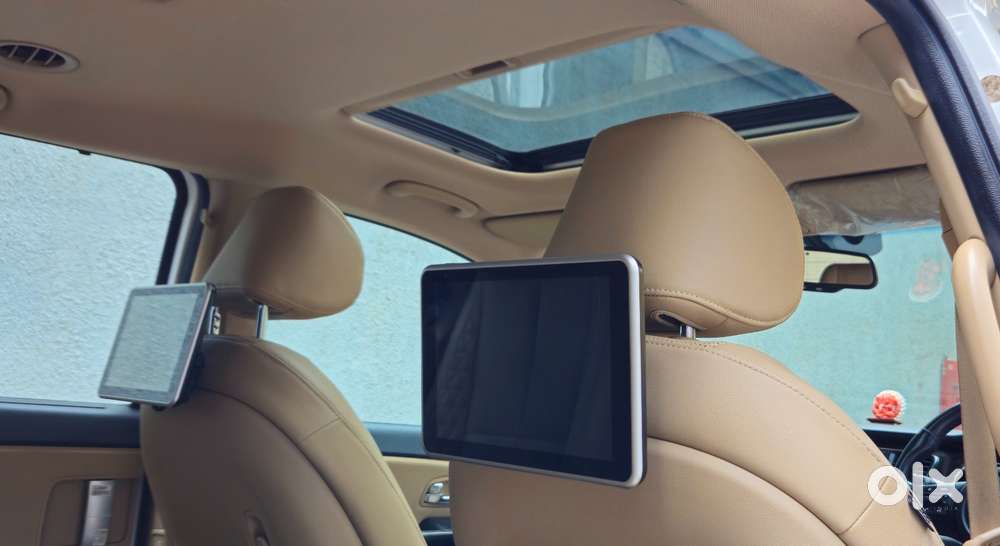 Kia Carnival Limousine Plus 7 Str, 2022, Diesel