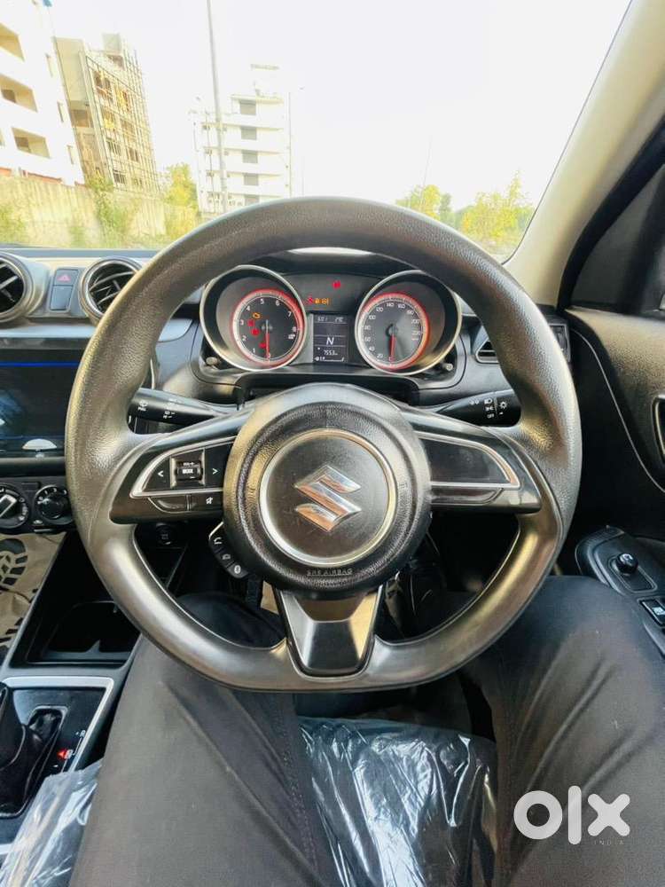 Swift Automatic 2021 52000 Km Driven