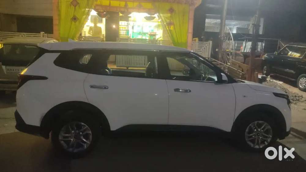 Kia Carens Diesel 2023 Luxury