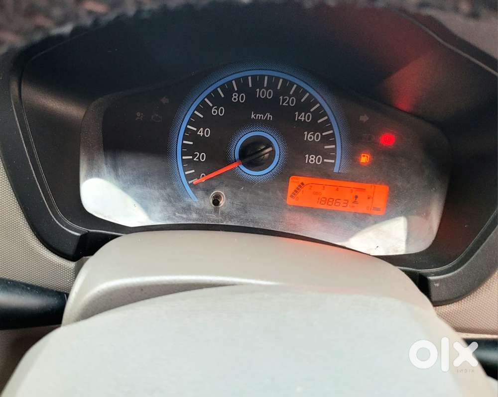 Datsun Redigo Sv 1.0, 2016, Petrol