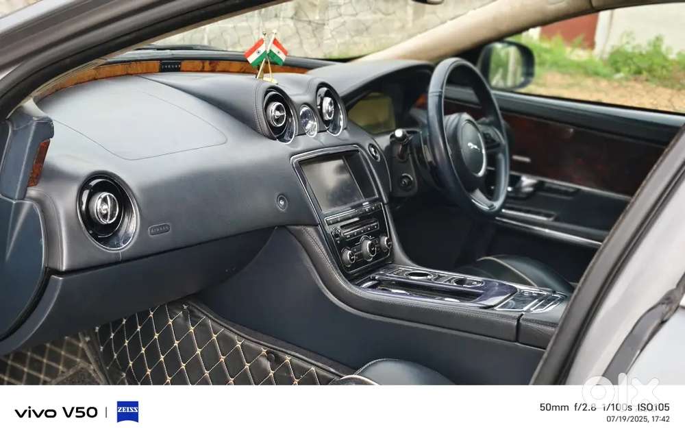 Jaguar Xj Luxury 2011 Diesel