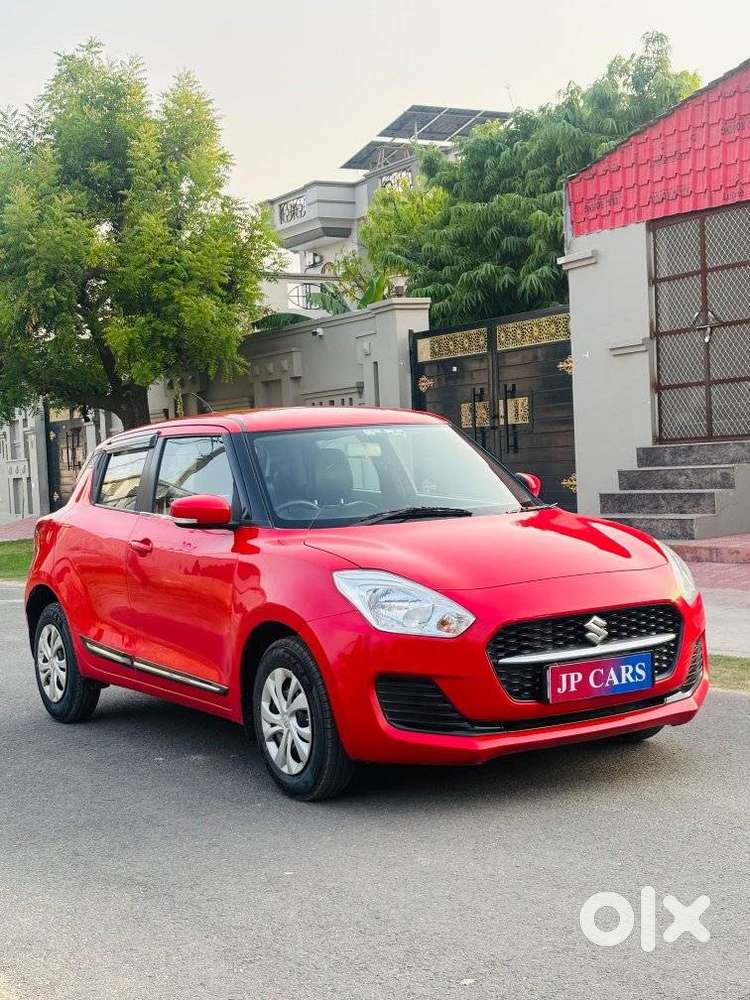 Maruti Suzuki Swift Vxi + Manual, 2022, Petrol