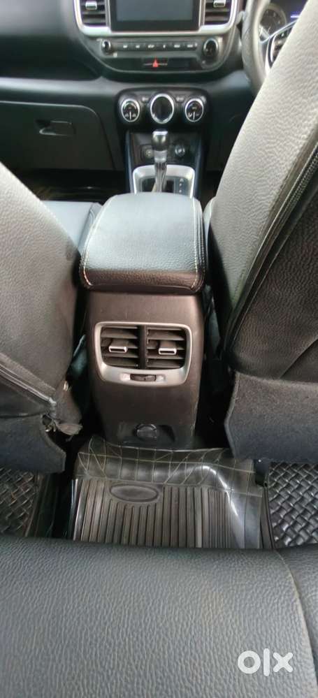 Hyundai Venue Sx+ At, 2019, Petrol