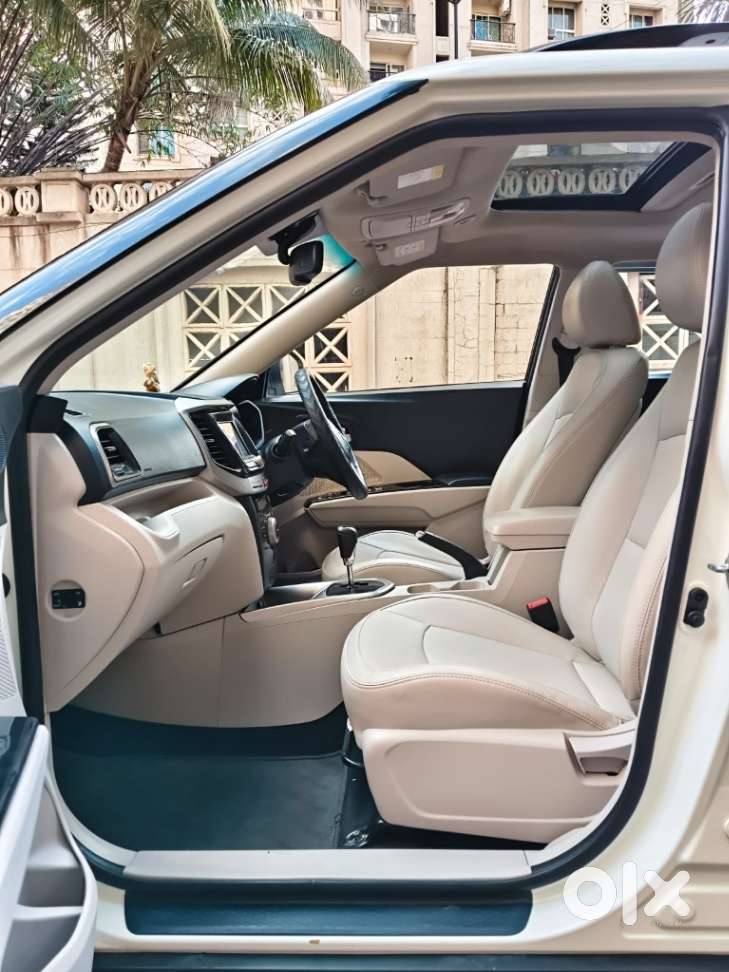 Mahindra Xuv300 W8 (o) 1.5 Diesel Amt, 2020, Diesel