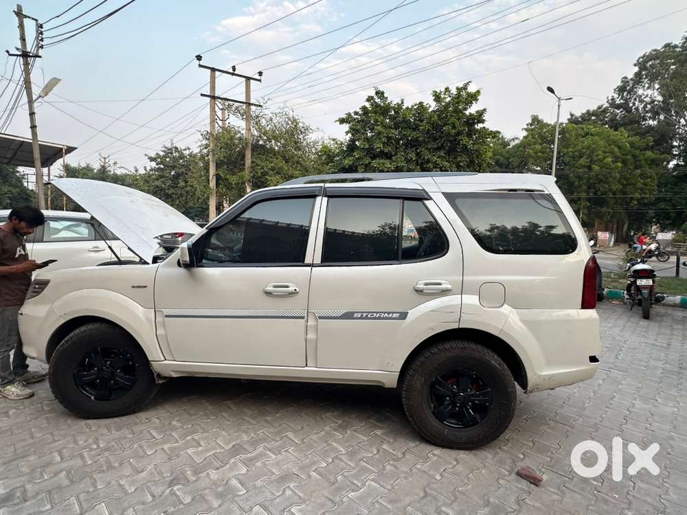 Tata Safari Storme Diesel 2018 Km Driven