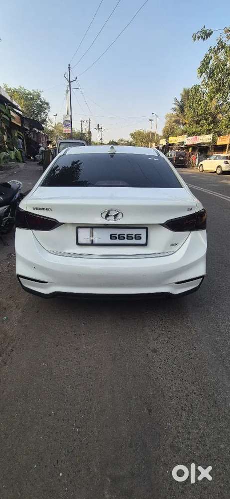 Hyundai Verna 2019 Petrol 99000 Km Driven