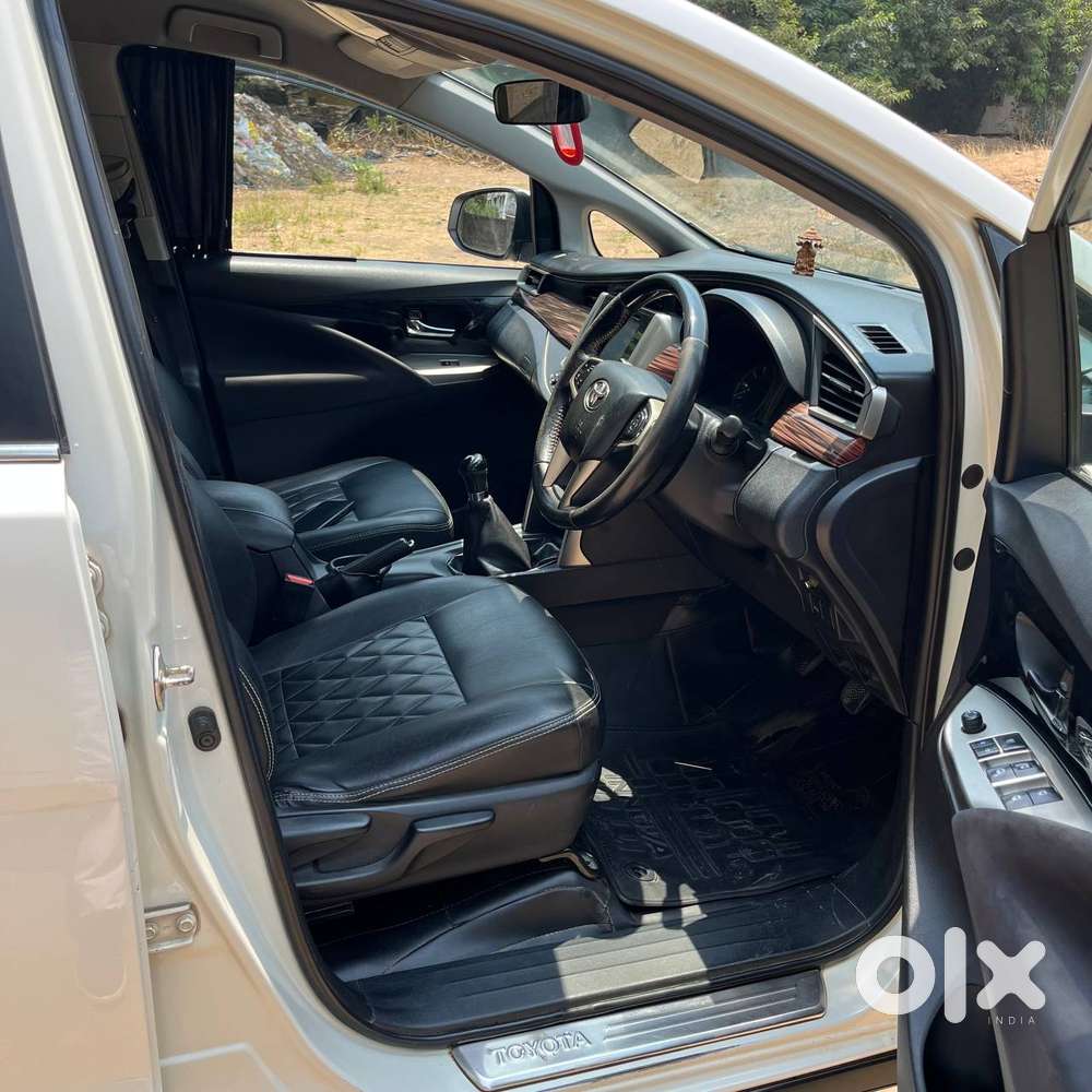 Toyota Innova Crysta Touring Sport 2.4 Mt, 2017, Diesel