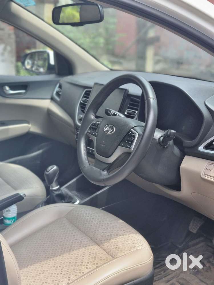 Hyundai Verna 1.5 Sx Petrol Mt, 2022, Petrol