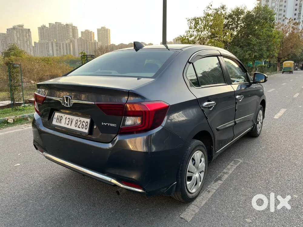 Honda Amaze 2024 Petrol Well Maintained