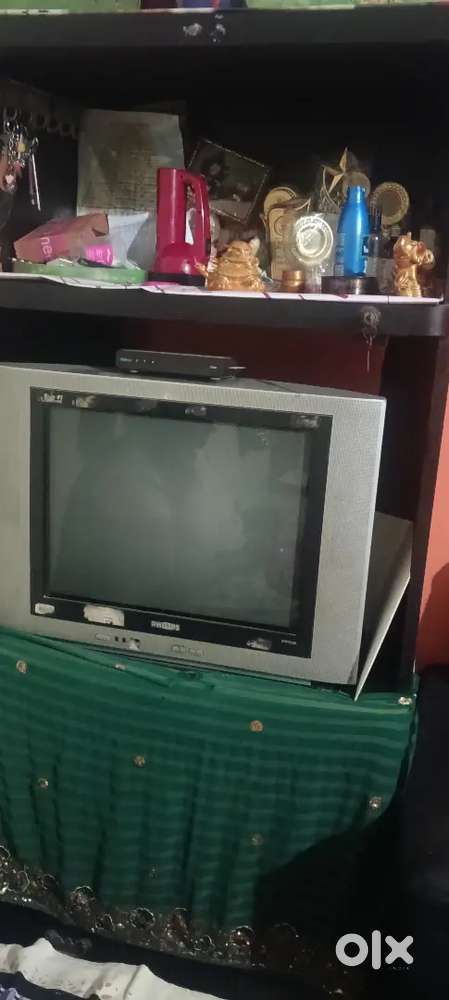 Tv show case