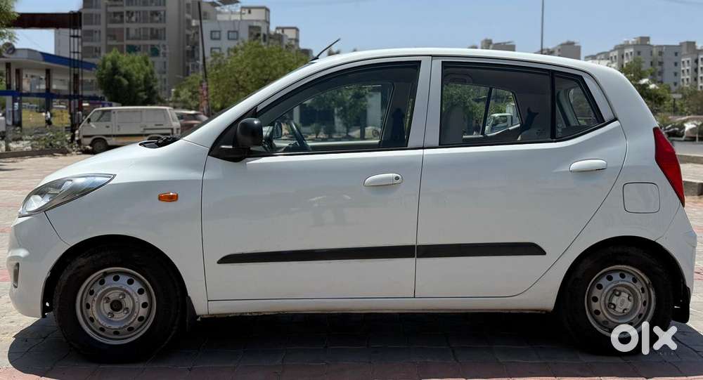 Hyundai I10 1.1l Irde Era Special Edition, 2012, Cng & Hybrids