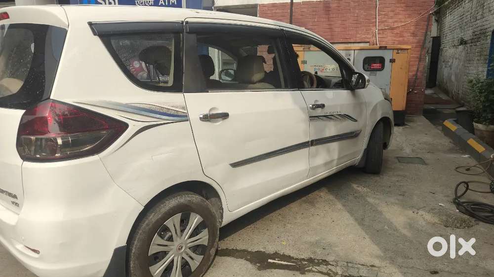 Maruti Suzuki Ertiga 2019 Variant Zxi Shvs