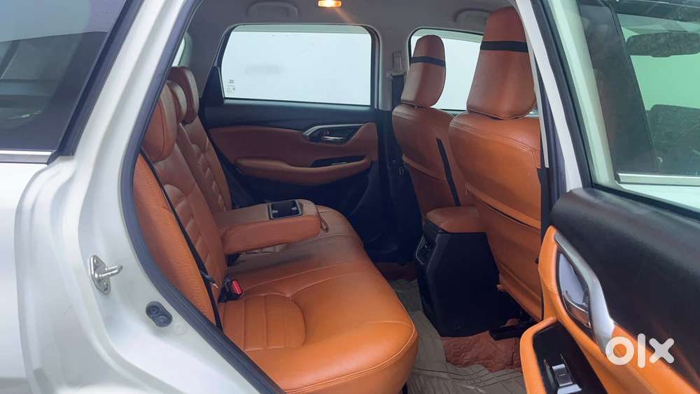 Maruti Suzuki Grand Vitara 1.5 Zeta Smart Hybrid At, 2023, Petrol