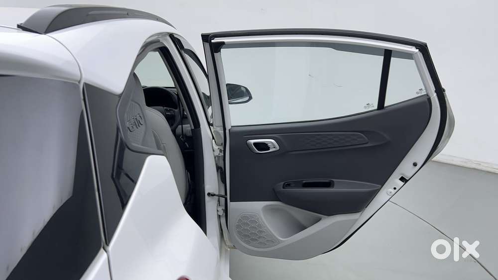 Hyundai Grand I10 Nios Sportz 1.2 Kappa Cng, 2024, Cng & Hybrids