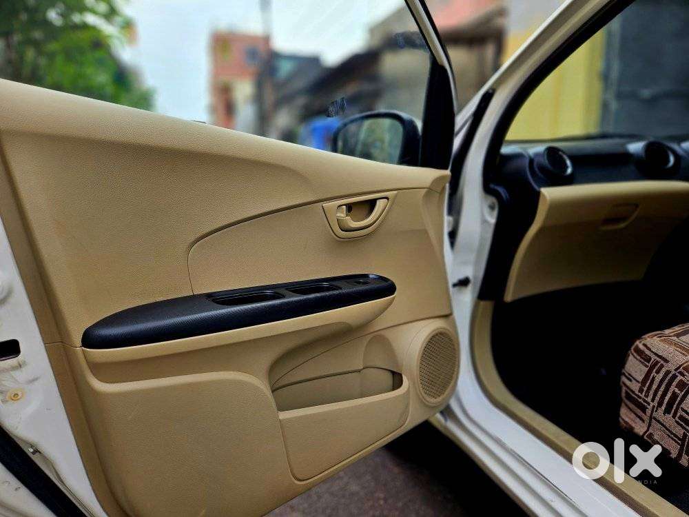 Honda Mobilio 1.5 S I-vtec Mt, 2016, Petrol
