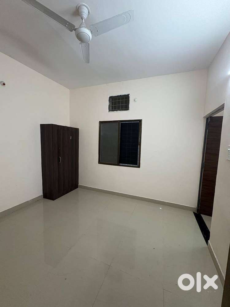 3BHK Flat for Family | Vidya Nagar | ₹15,000 Rent + ₹800 Maintenance |