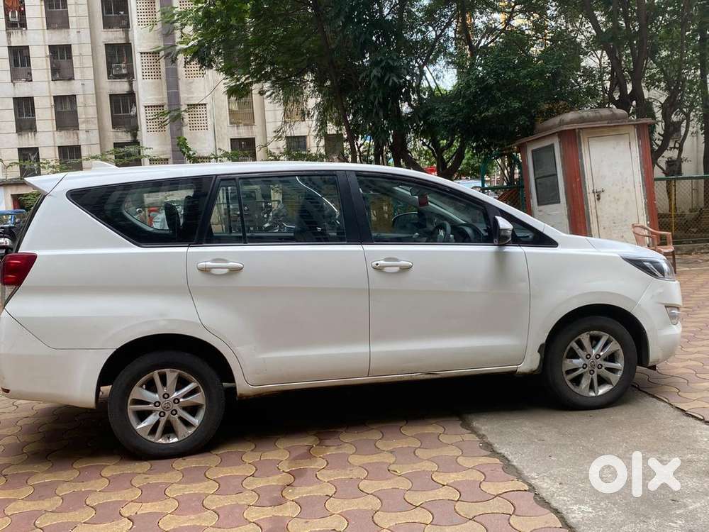 Toyota Innova Crysta 2.4 Mt 2020