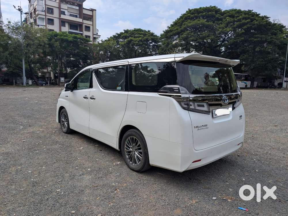 Toyota Vellfire Vip – Executive Lounge, 2022, Petrol