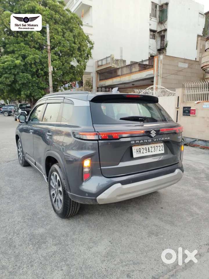 Maruti Suzuki Grand Vitara 1.5 Alpha Smart Hybrid Dual Tone At, 2022..