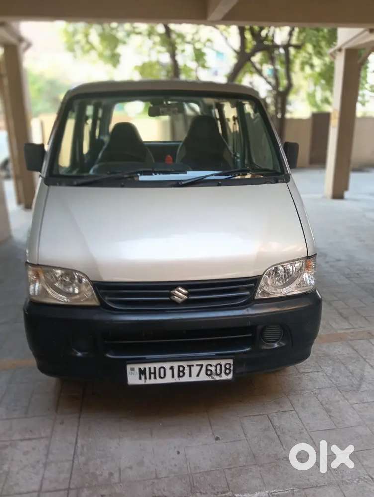 Maruti Suzuki Eeco 2015 Petrol + Cng 175000 Km Driven