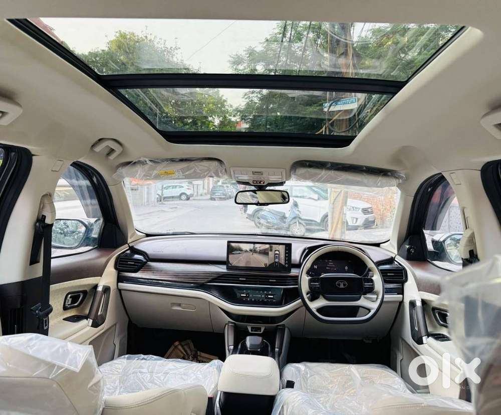 Tata Safari Accomplished Dark Edition At, 2024