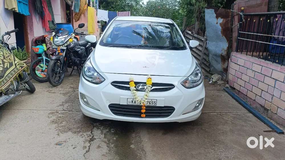 Hyundai Verna 1.6 Sx (o) 2012
