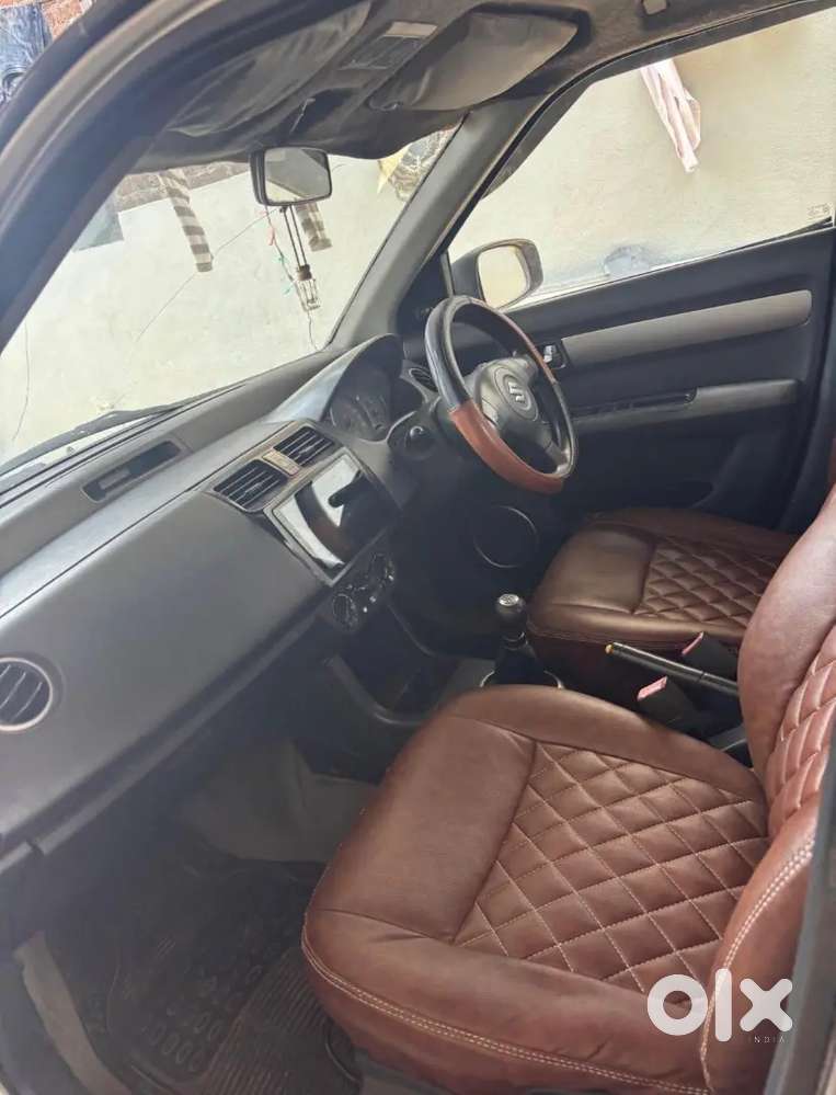 Maruti Suzuki Swift 2010 Diesel 93000 Km Driven