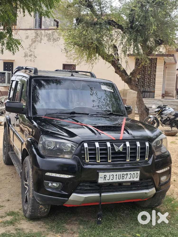 Mahindra Scorpio 2017 Diesel Well Maintained