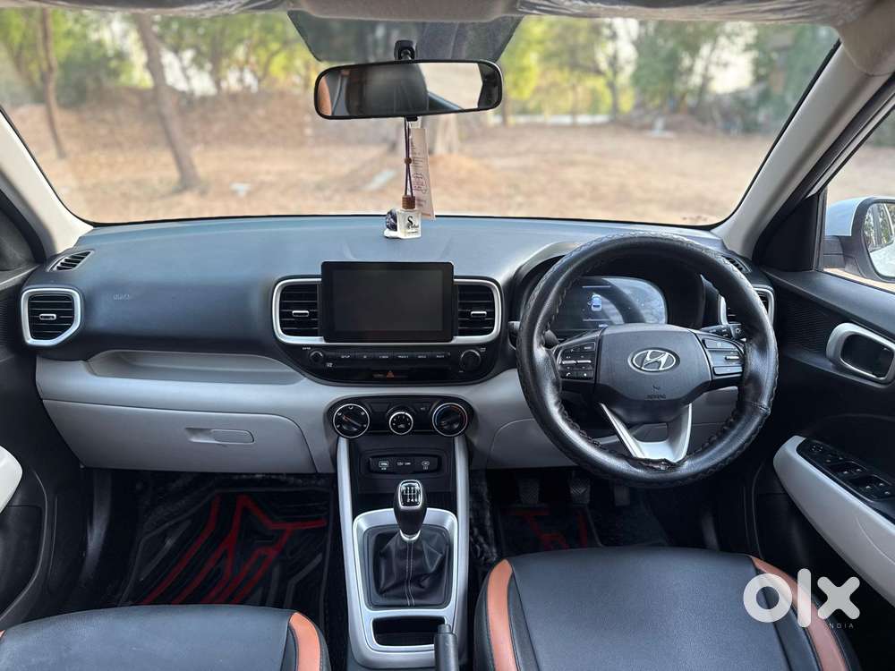 Hyundai Venue 1.5 S (o) Crdi, 2023, Diesel