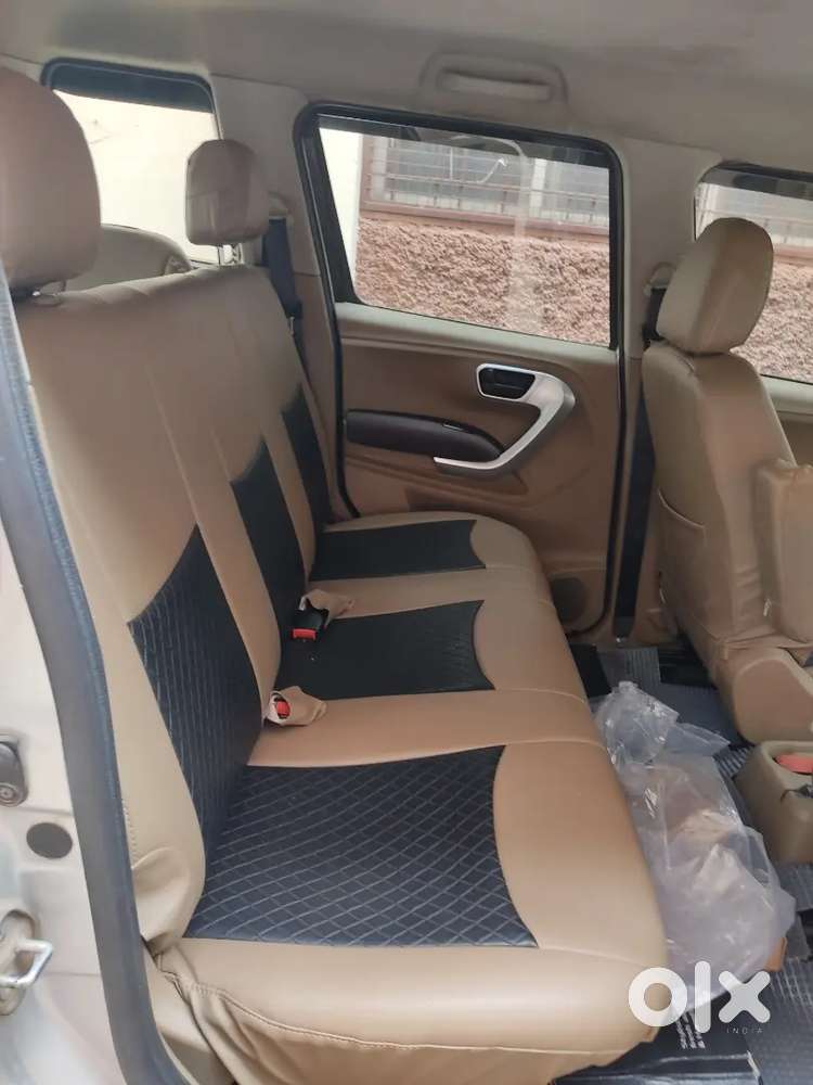 Mahindra Tuv 300 2016