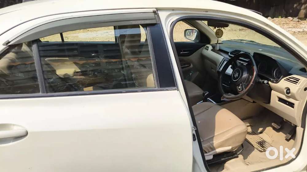 Maruti Suzuki Dzire 2017 Petrol Well Maintained
