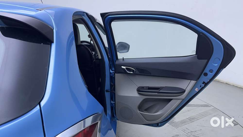 Tata Tiago Xz, 2017, Petrol