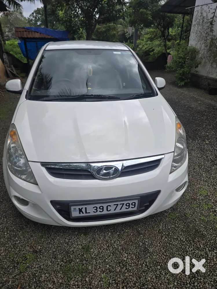 Hyundai I20 1.4 Asta 2011 Paper Upto 2031