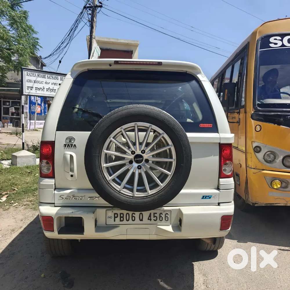 Tata Safari Diesel Manual 2012 Car