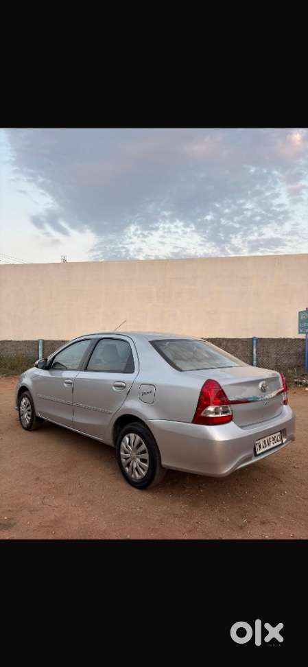 Toyota Etios 2013-2014 V Sp, 2017, Petrol