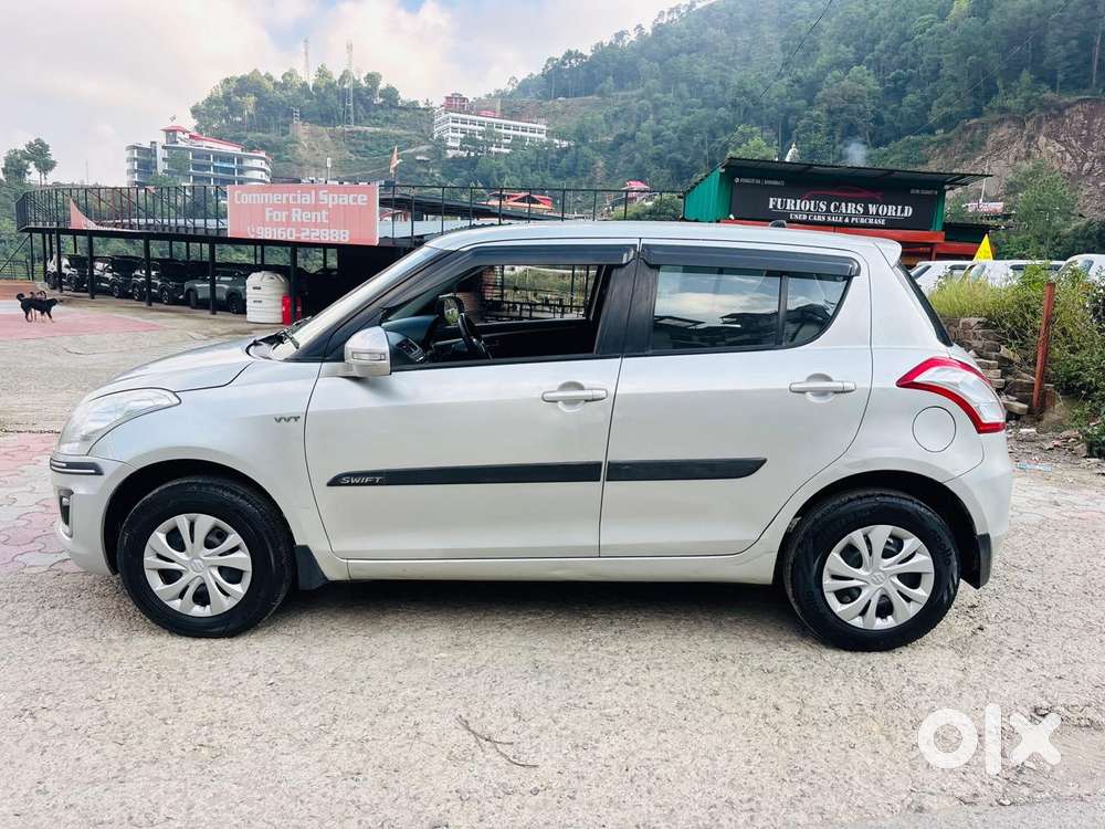 Maruti Suzuki Swift Vxi Optional, 2016, Petrol