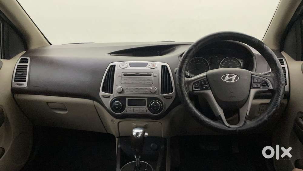 Hyundai I20 Asta 1.4 At Vtvt, 2011, Petrol