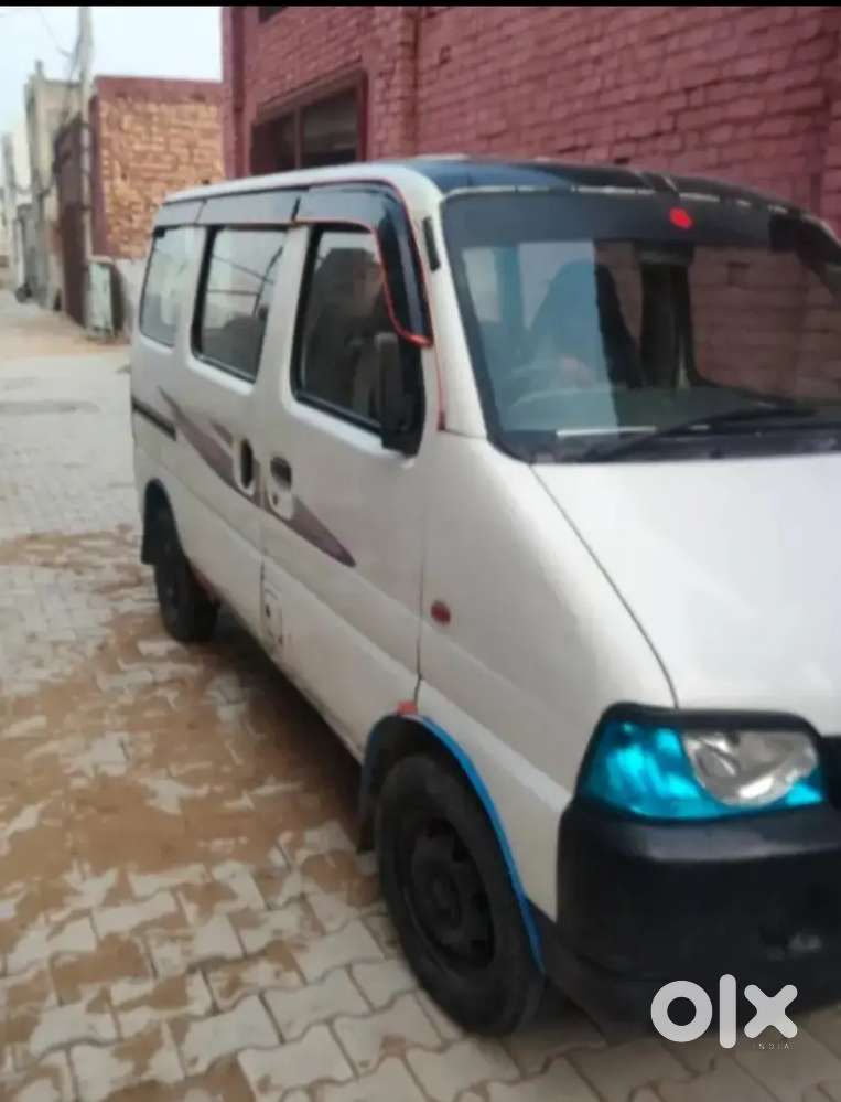 Eeco 5 Seater Cng Patrol New Tyre Owner First Car