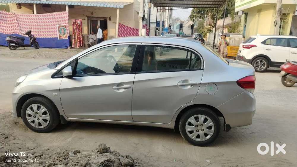 Honda Amaze 2015 Manual Petrol (serious Buyers Only)