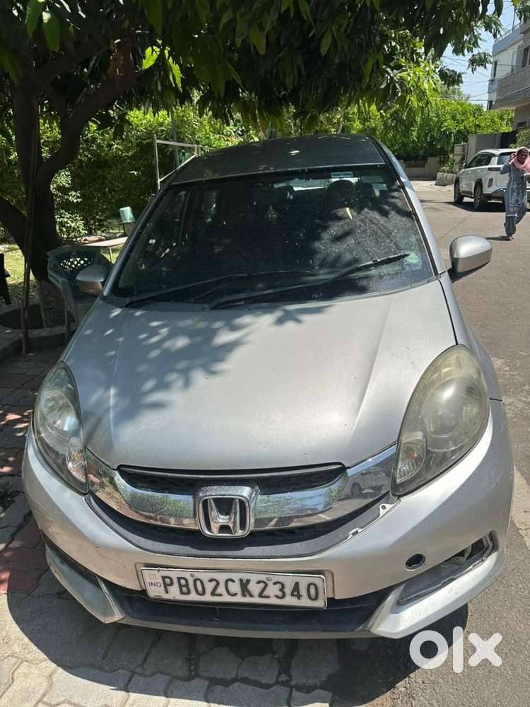 Honda Mobilio 2014
