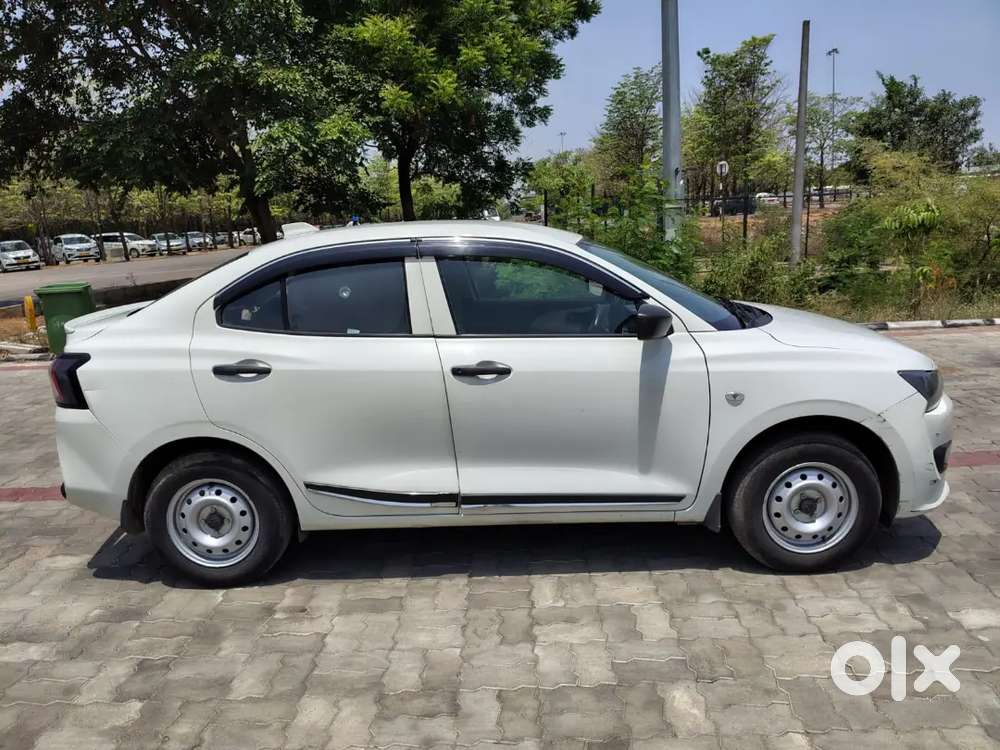 Maruti Dzire Lxi Petrol 2025 (cab Model)
